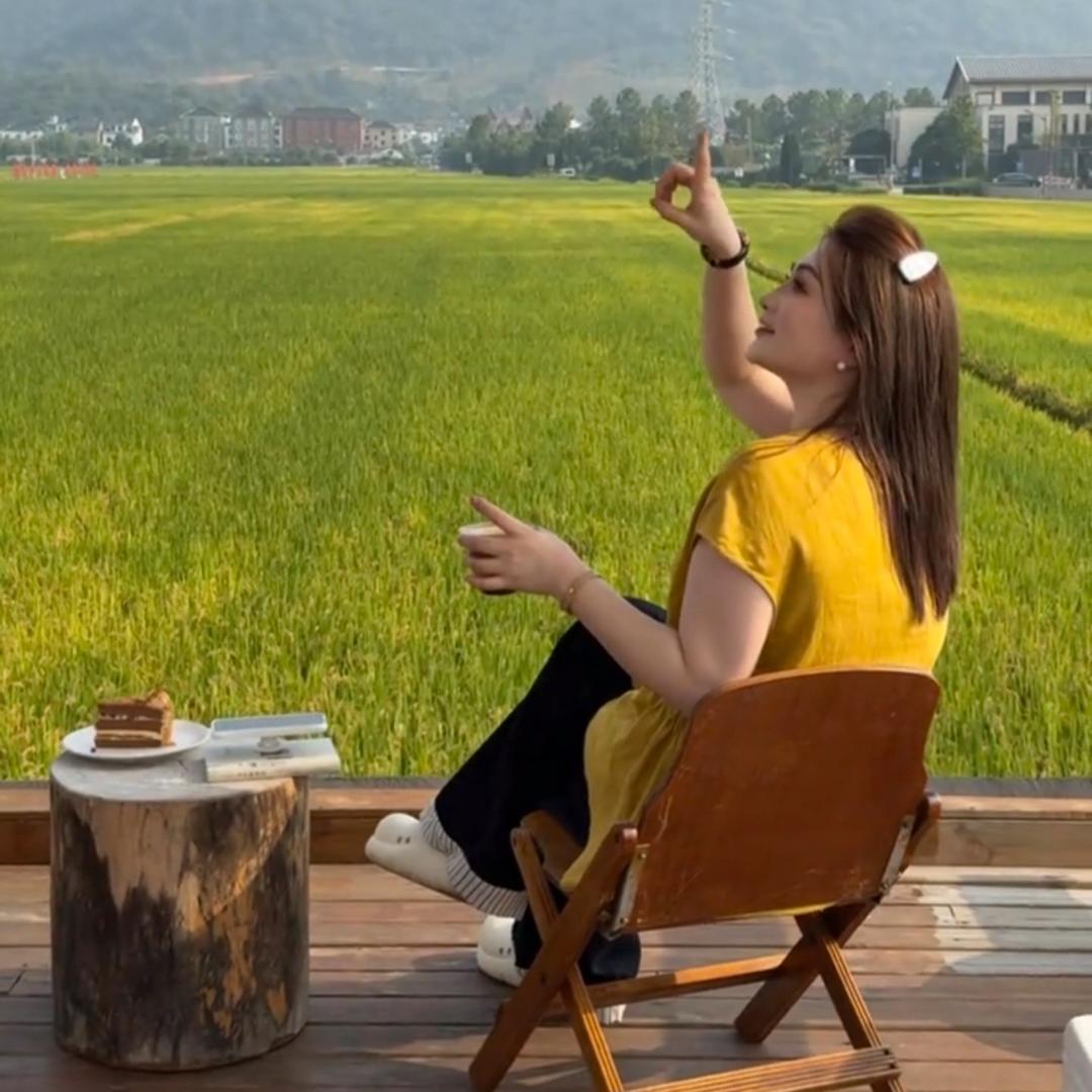 大码胖佳佳穿搭