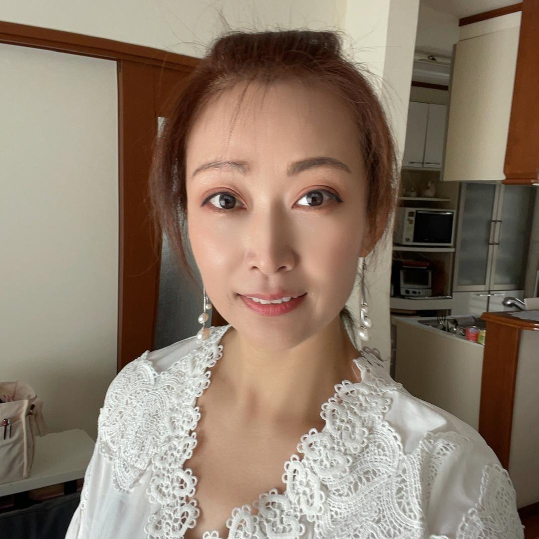 霞姐在日本