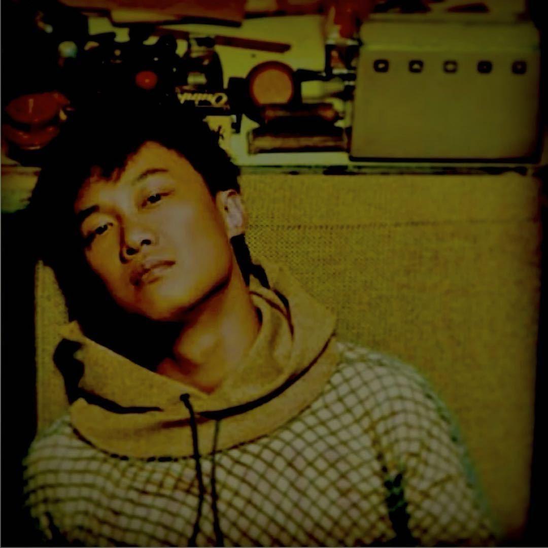 吃橘子的船长老大