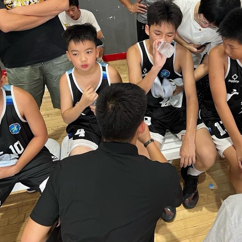 🫵爱记录的体育老师