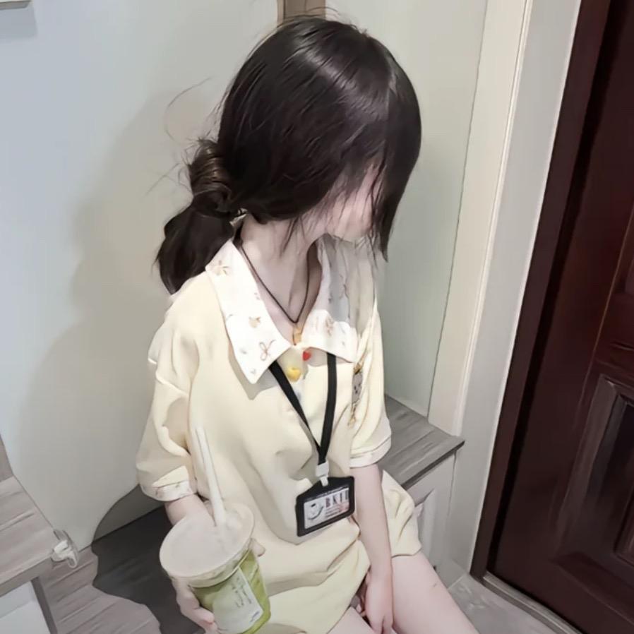 呆呆很呆&