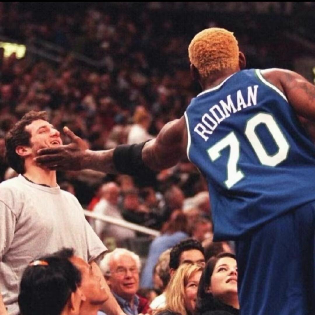 不会开飞机的舒克