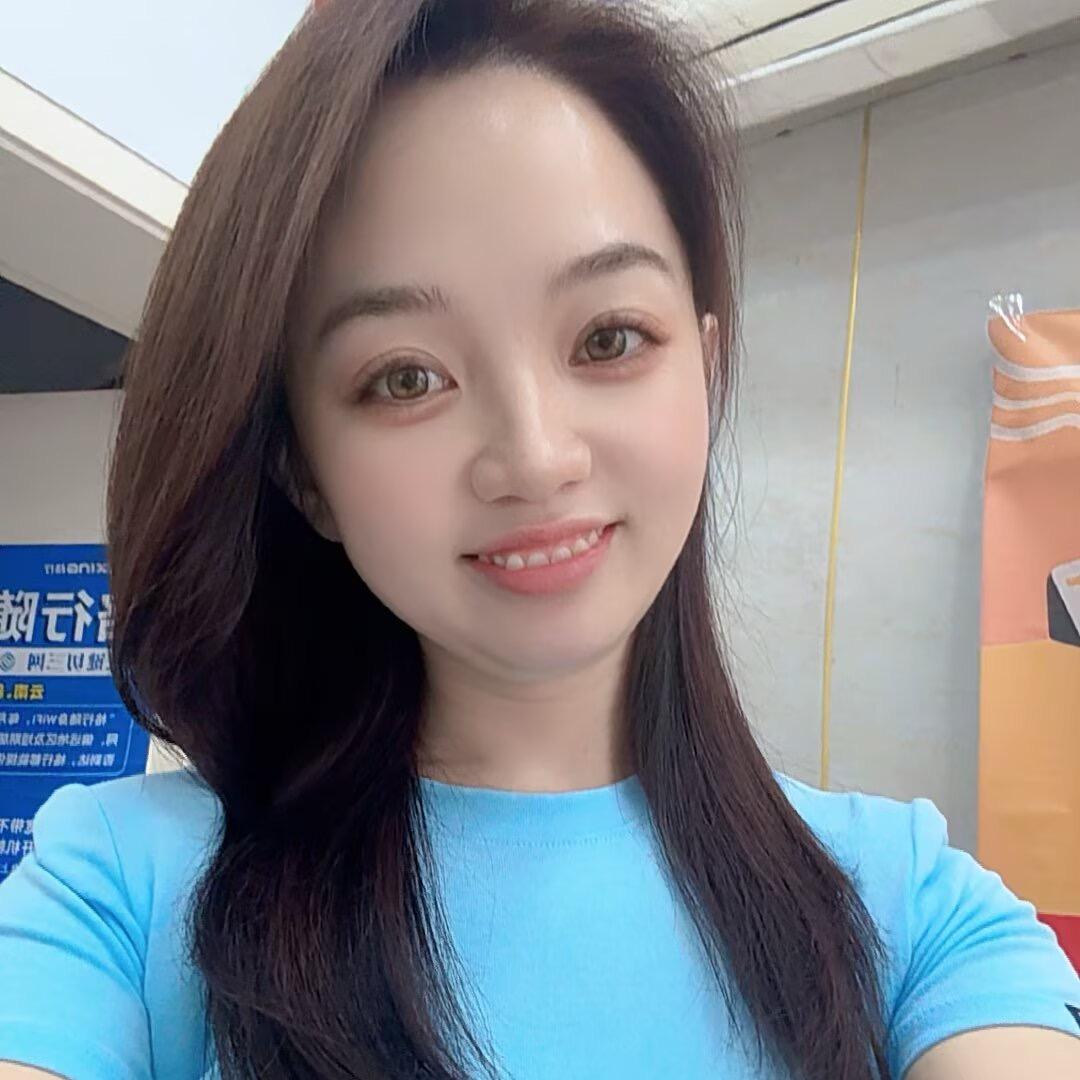 修手机的小姐姐（换屏，电池，手机膜）