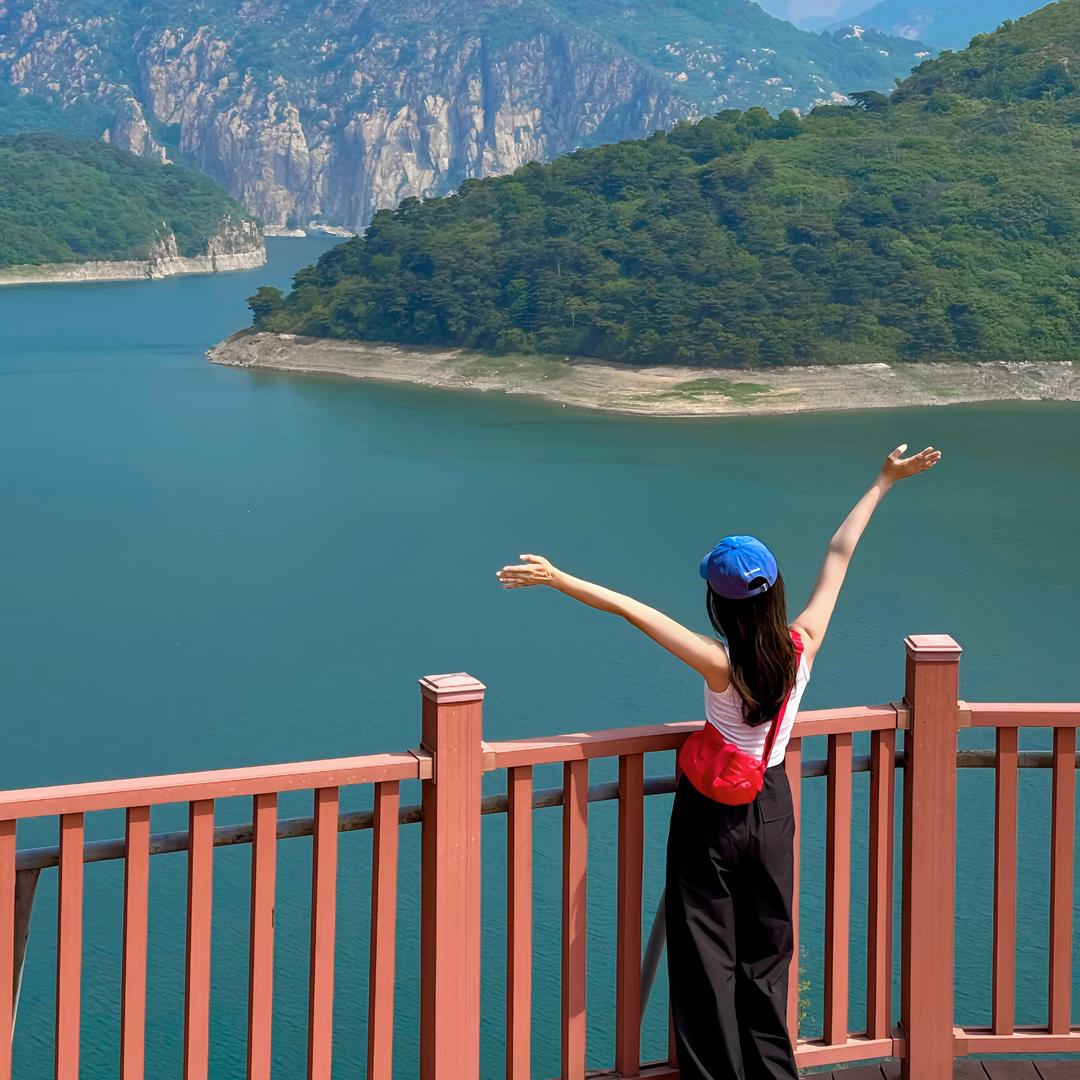 二百五十斤的奥特曼