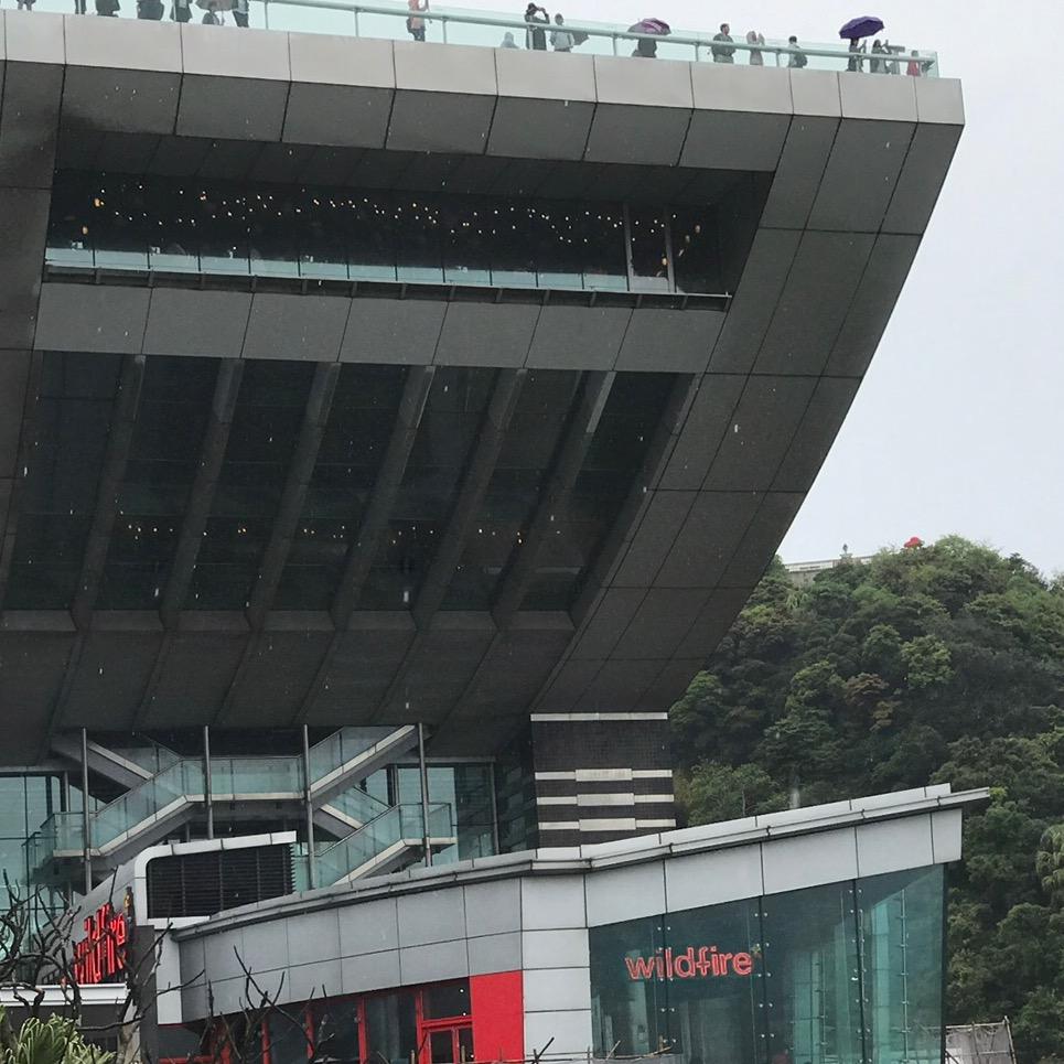隔壁老王
