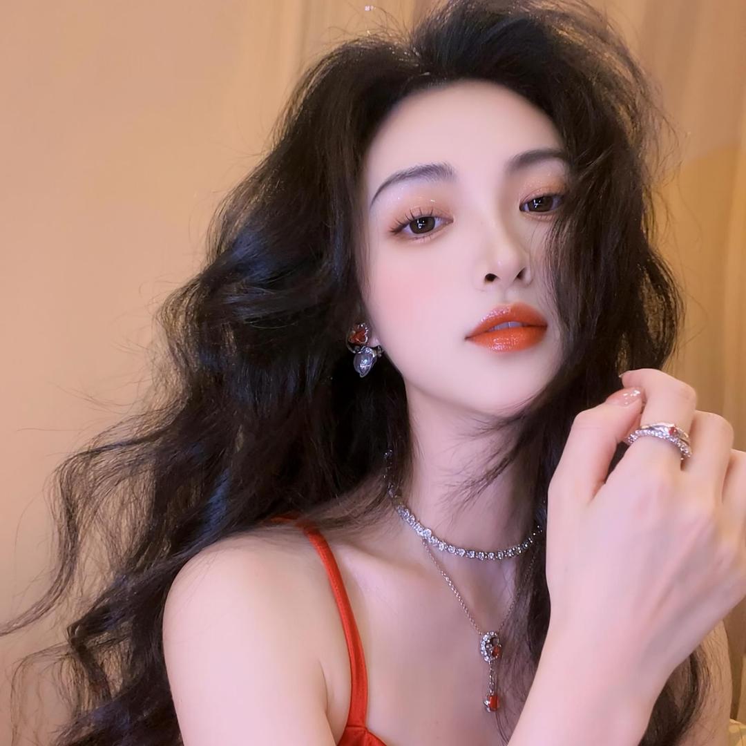 韩希尔朵朵
