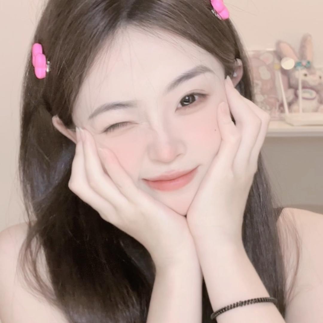 F。