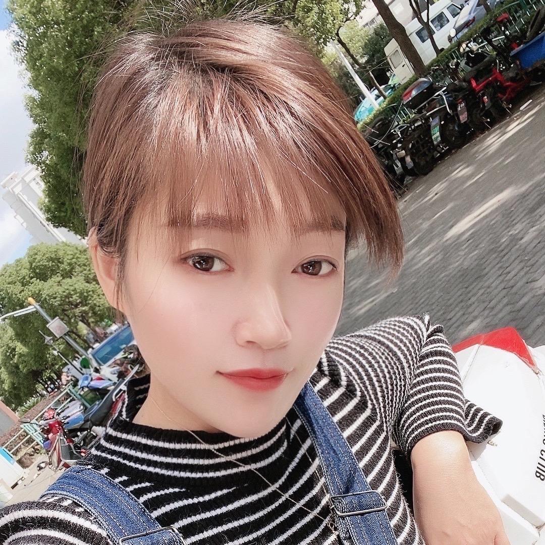 曾艳（晚20:30开播）