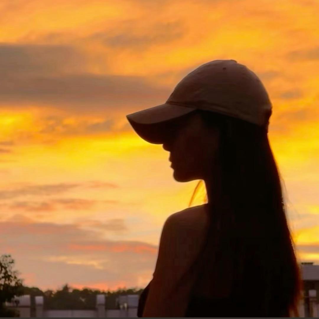 搓美甲的那个人💅🏼