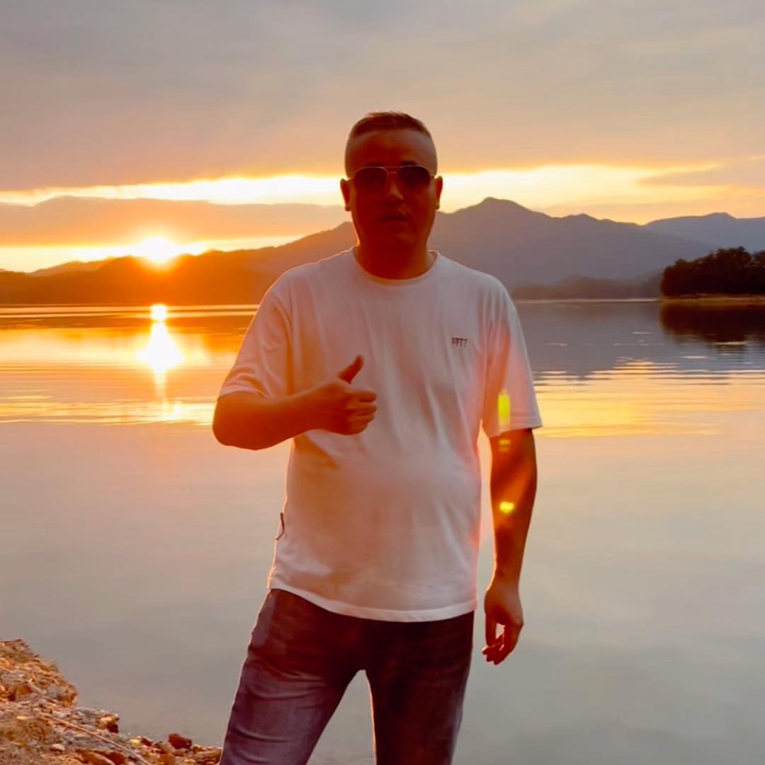 @飞哥🔥（小）