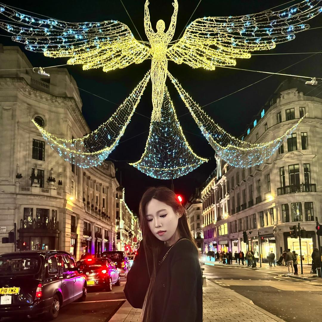 破路边烧烤工厂-八月