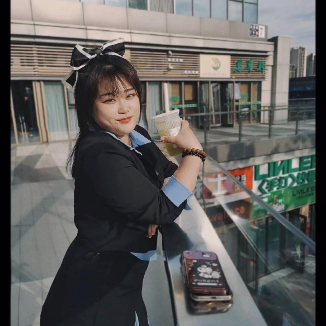 款儿姐（小鸡彩虹🌈）游泳