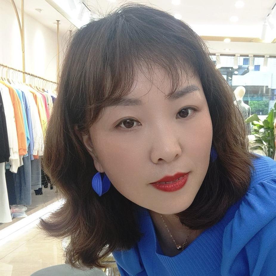 小富婆智选女装品牌