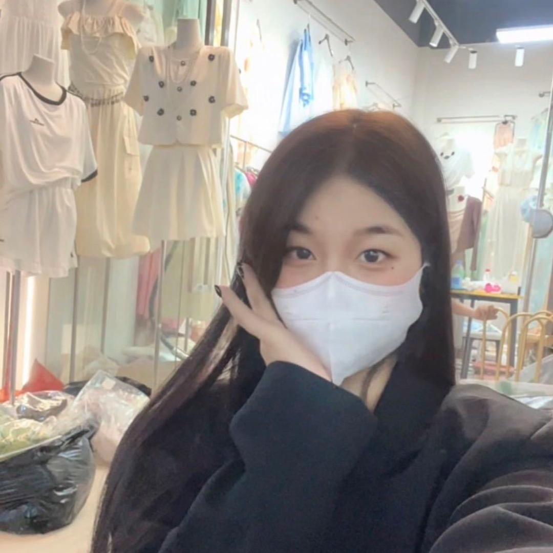 小麦麦服装
