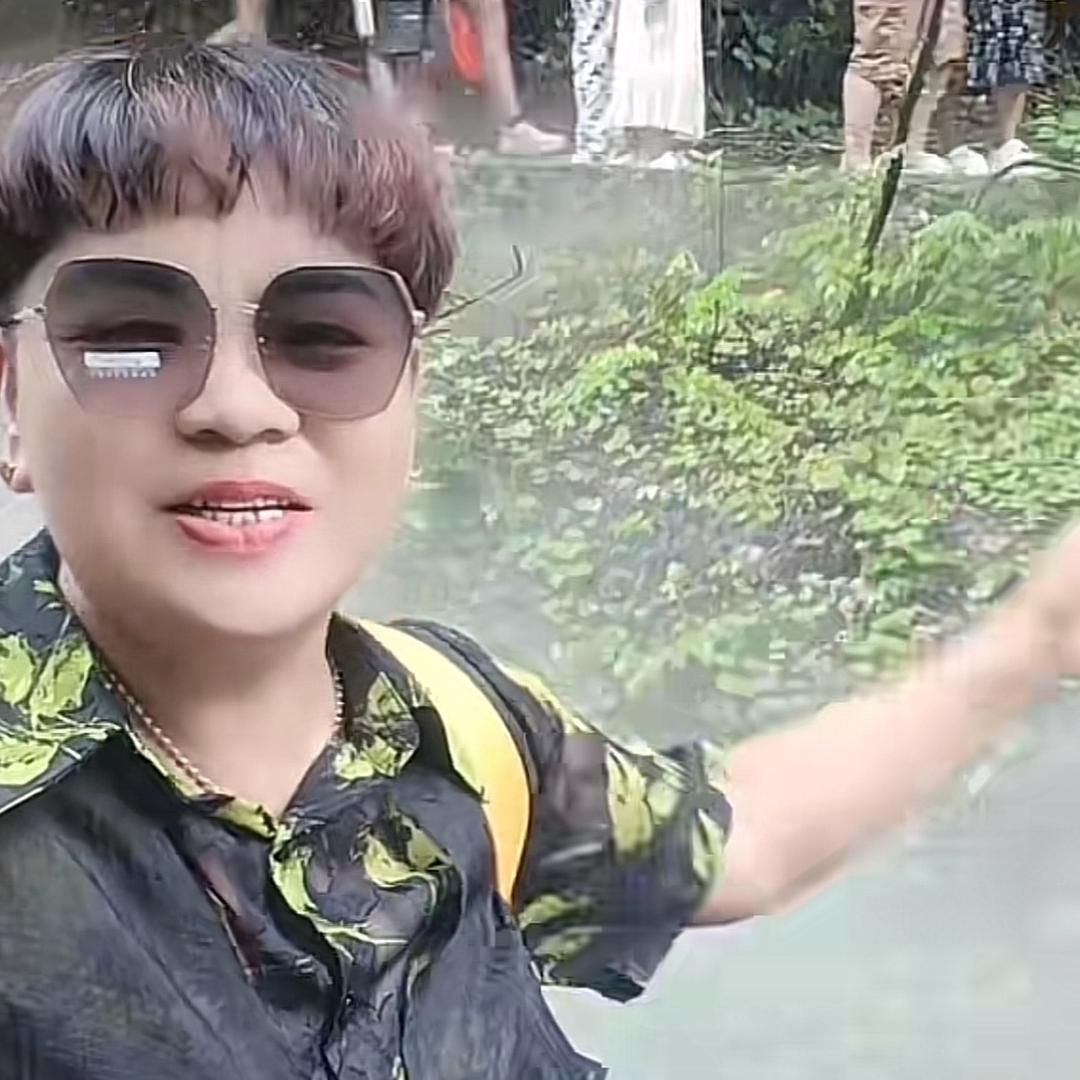 雷姐