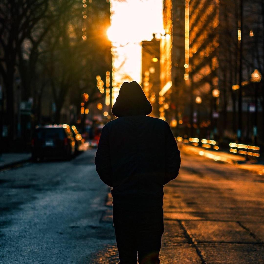 不是你死就是我亡