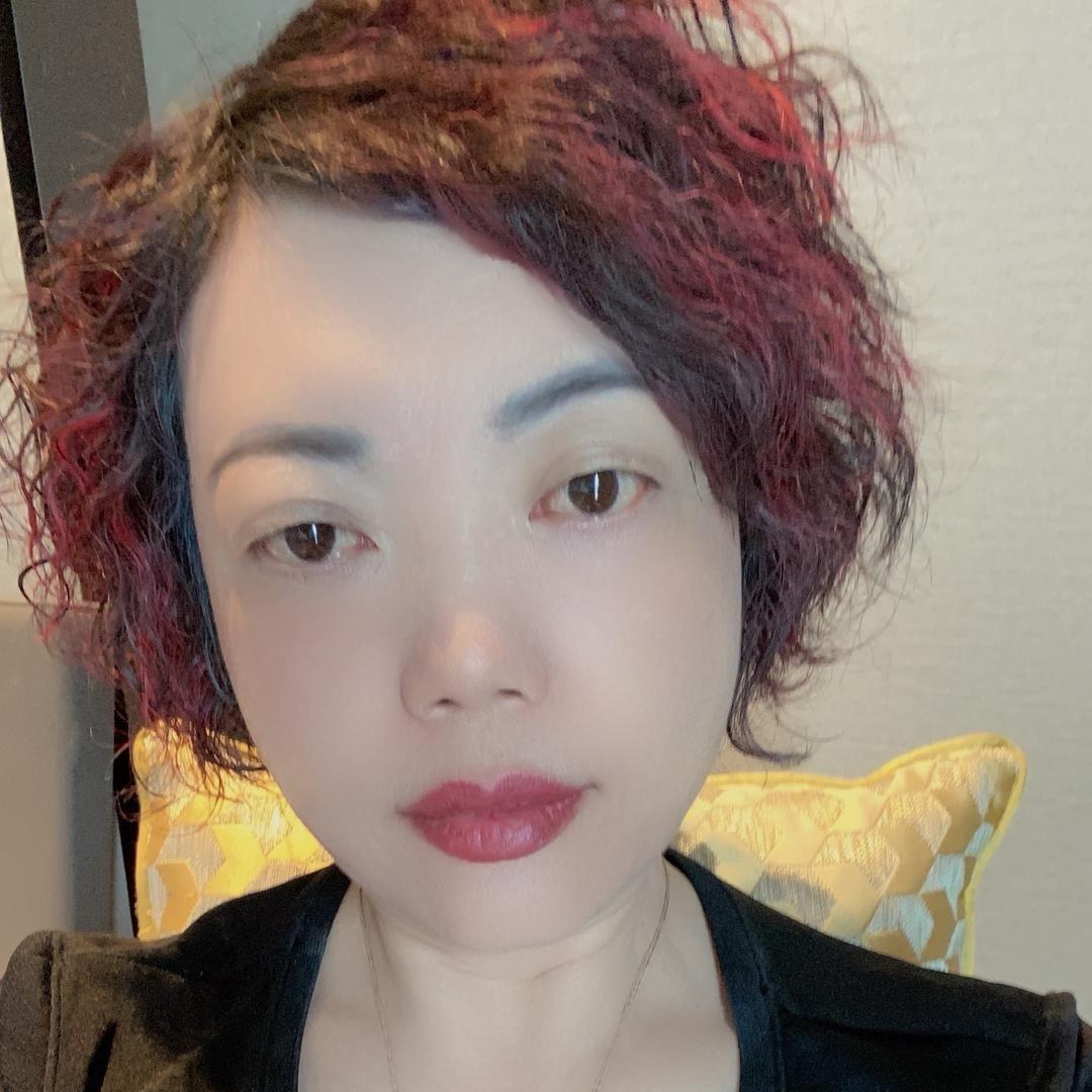 听情歌巜商品在橱窗》