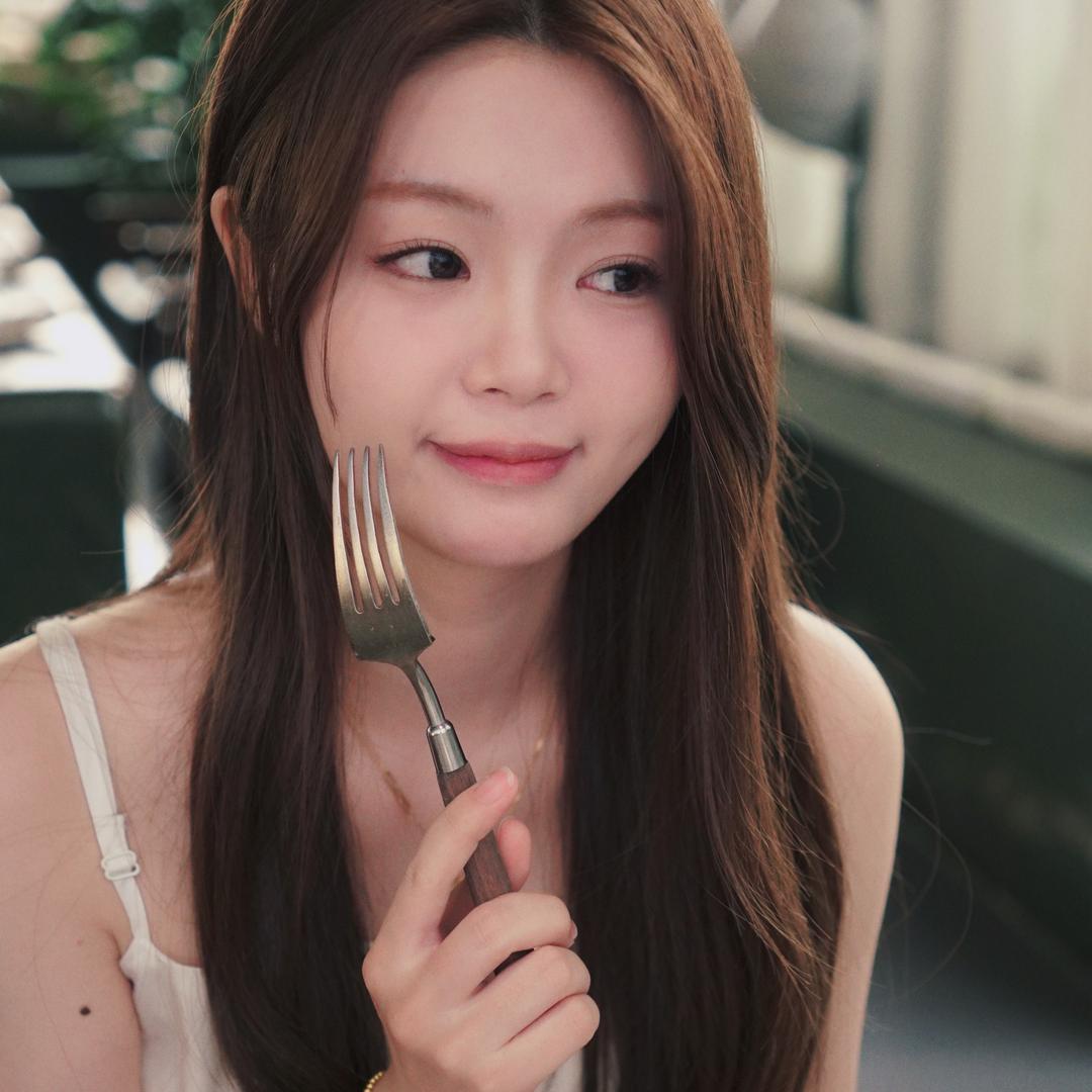 樱桃痴饮痴食