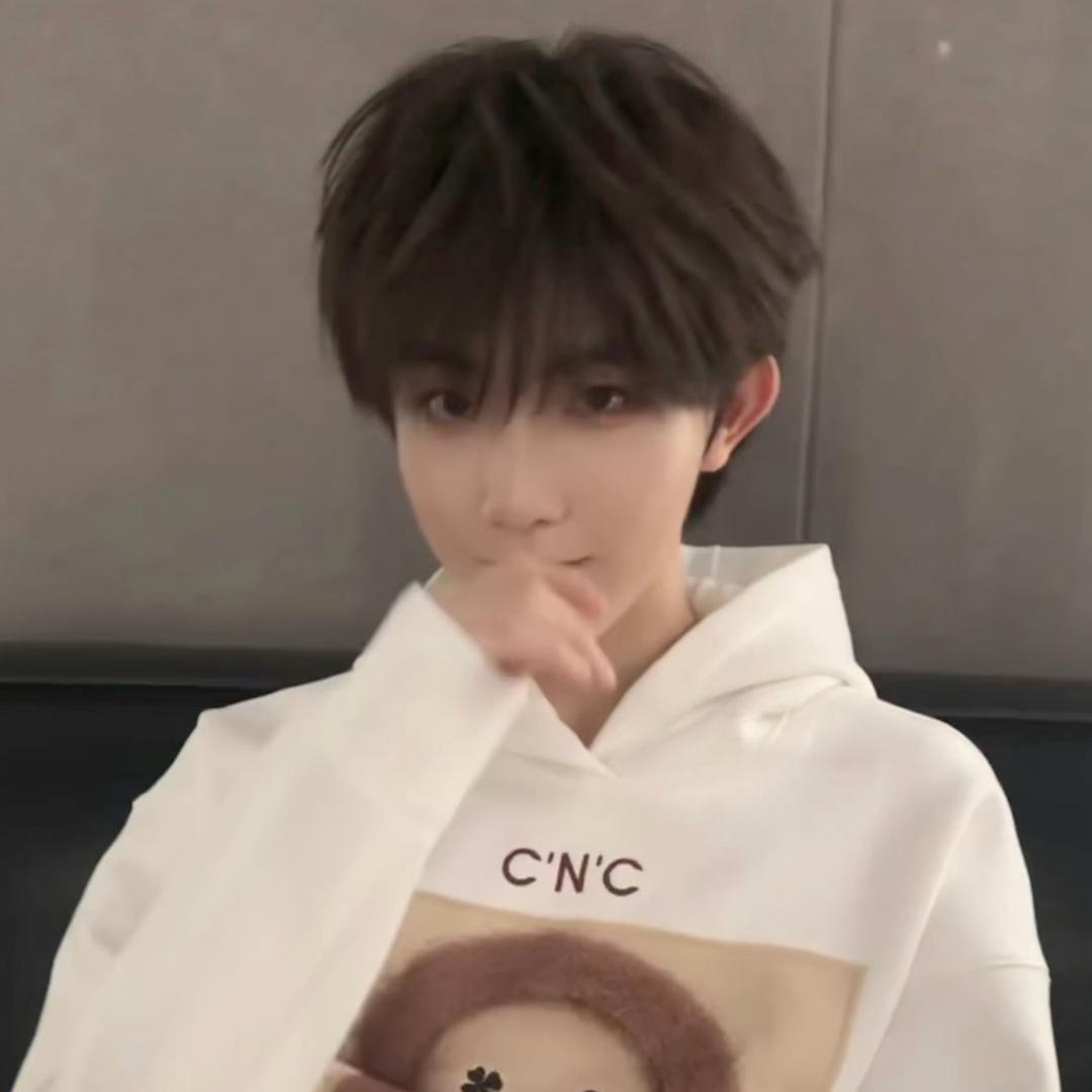 美女一天⁸顿饭.