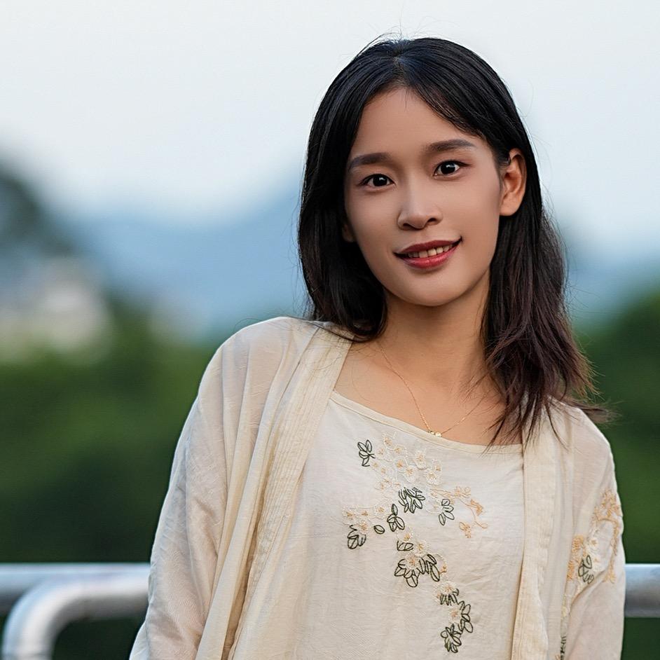 爱吃草莓🍓的小丸子🍒🍡