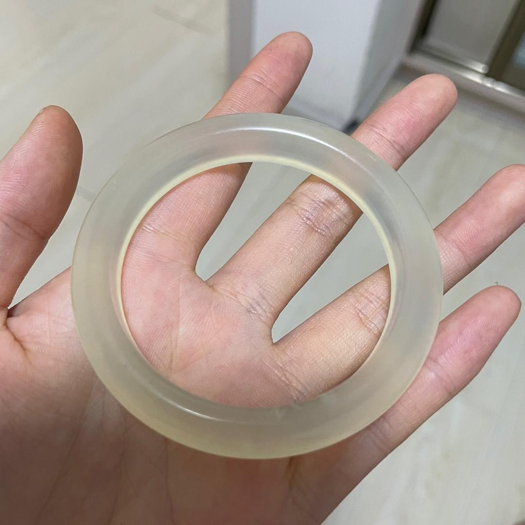欣喜岫玉手镯
