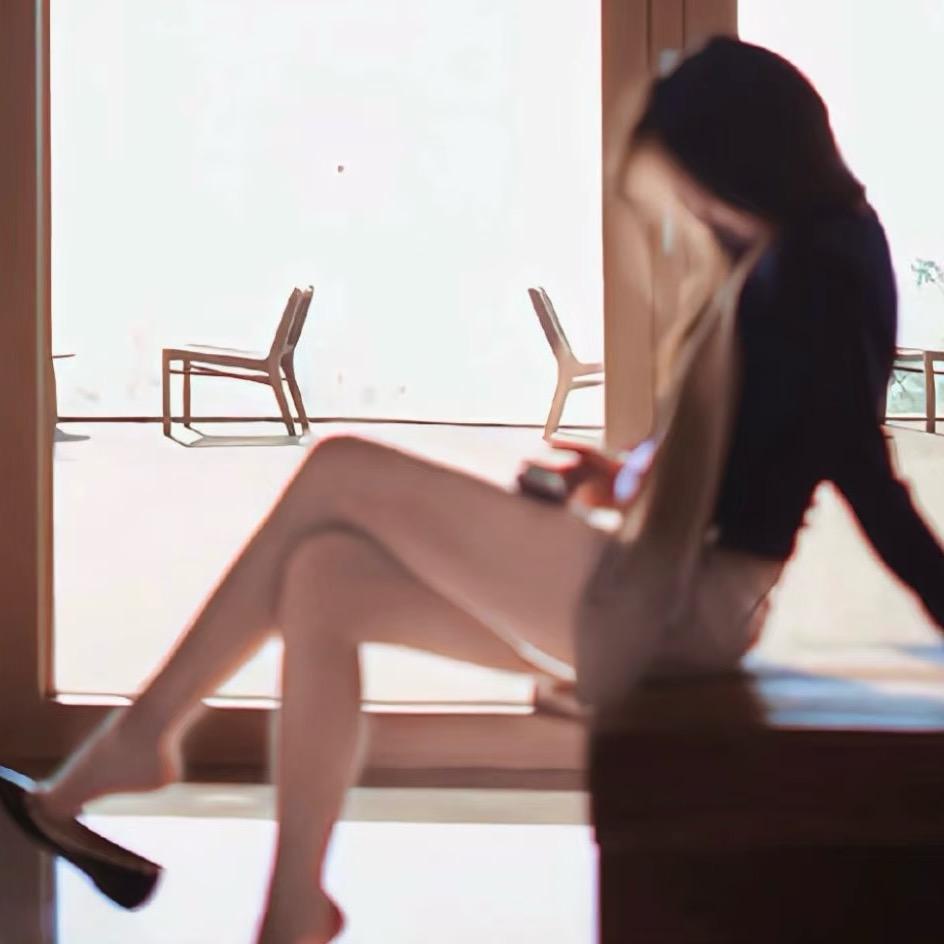 装高冷反被钓气的想发疯发现世界早就颠了