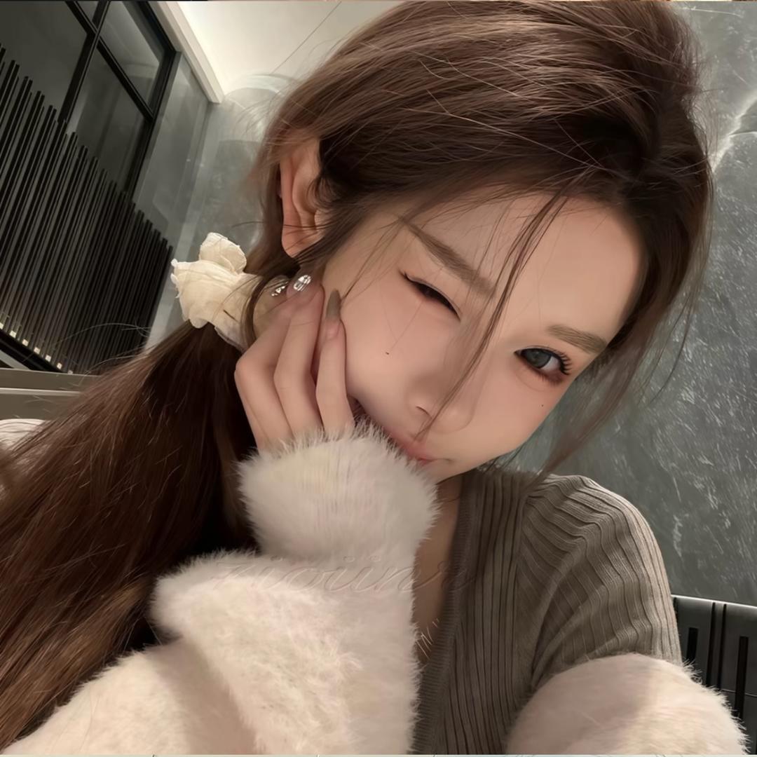 妳.