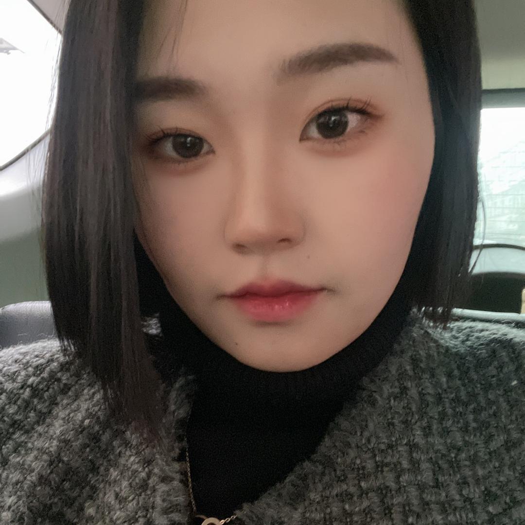 大脸贪食七