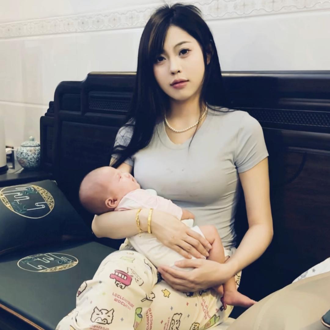 纯情嫂子.