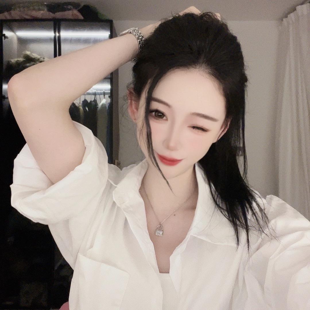 刘艺艺私服馆