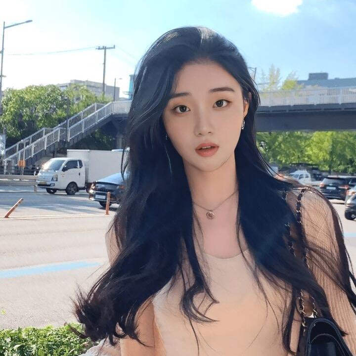 露露酱呀