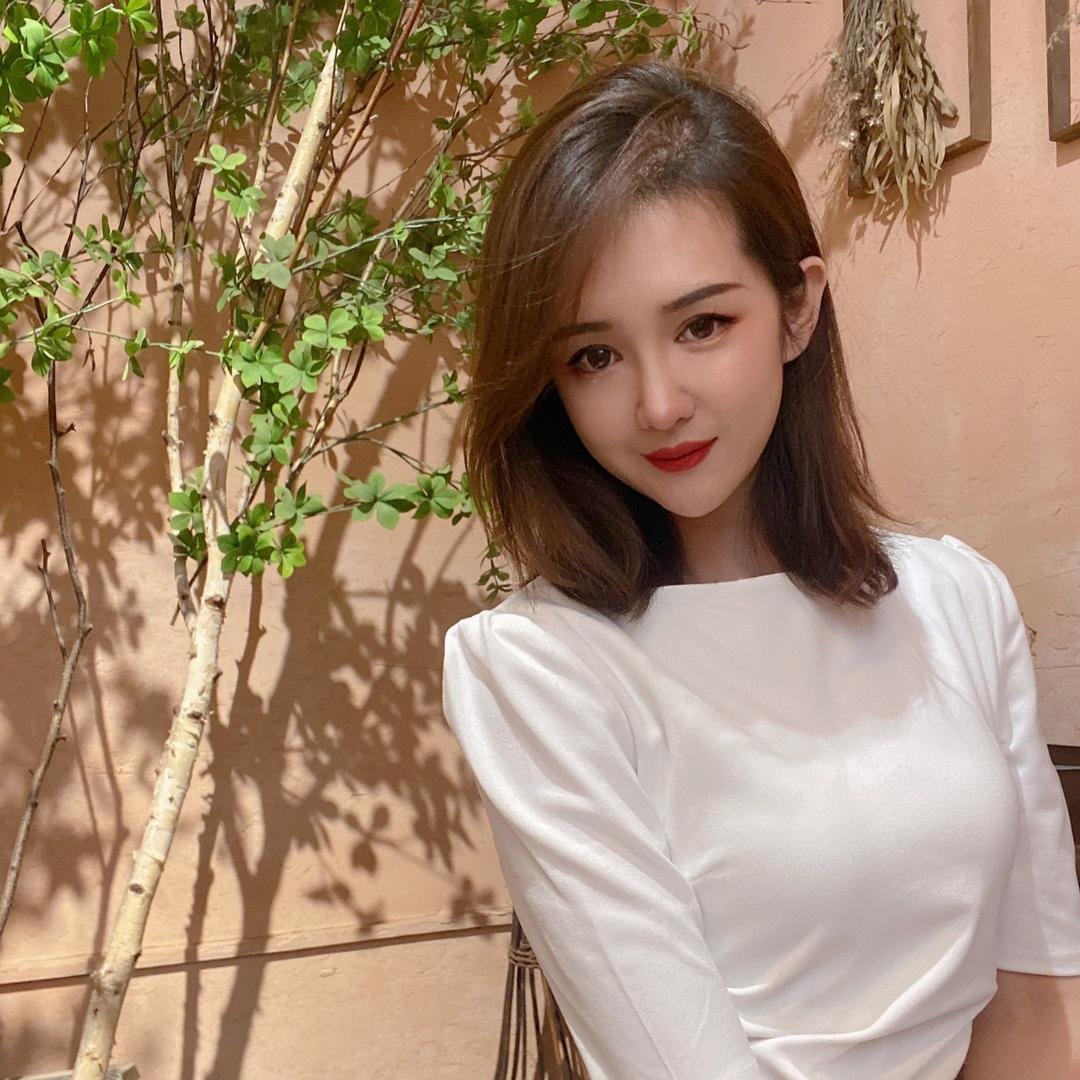 向上文具百货