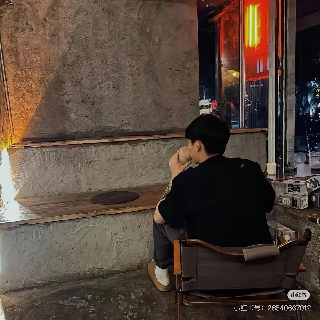 三亚H11酒吧小陈