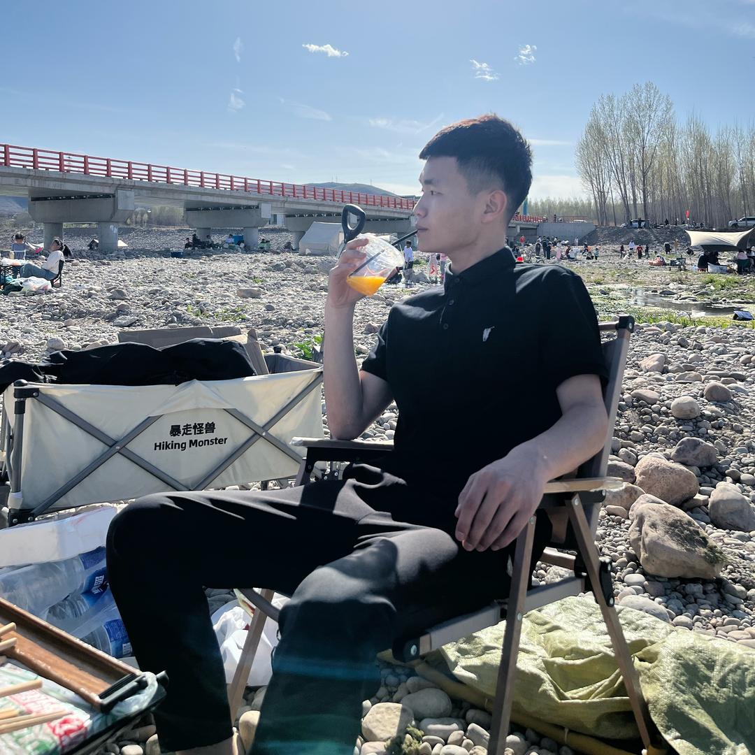 忘记明.