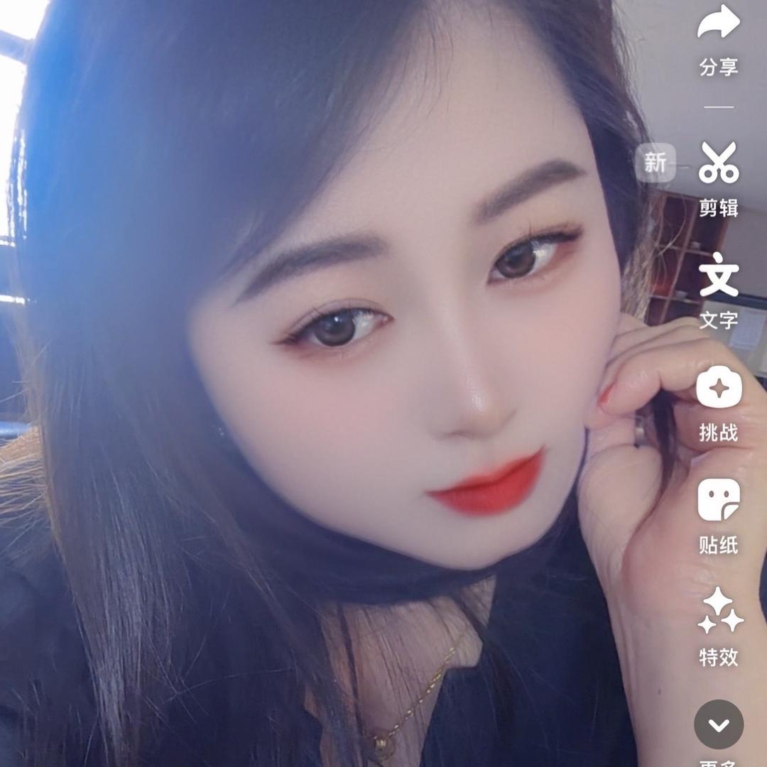 小燕🥰🥰