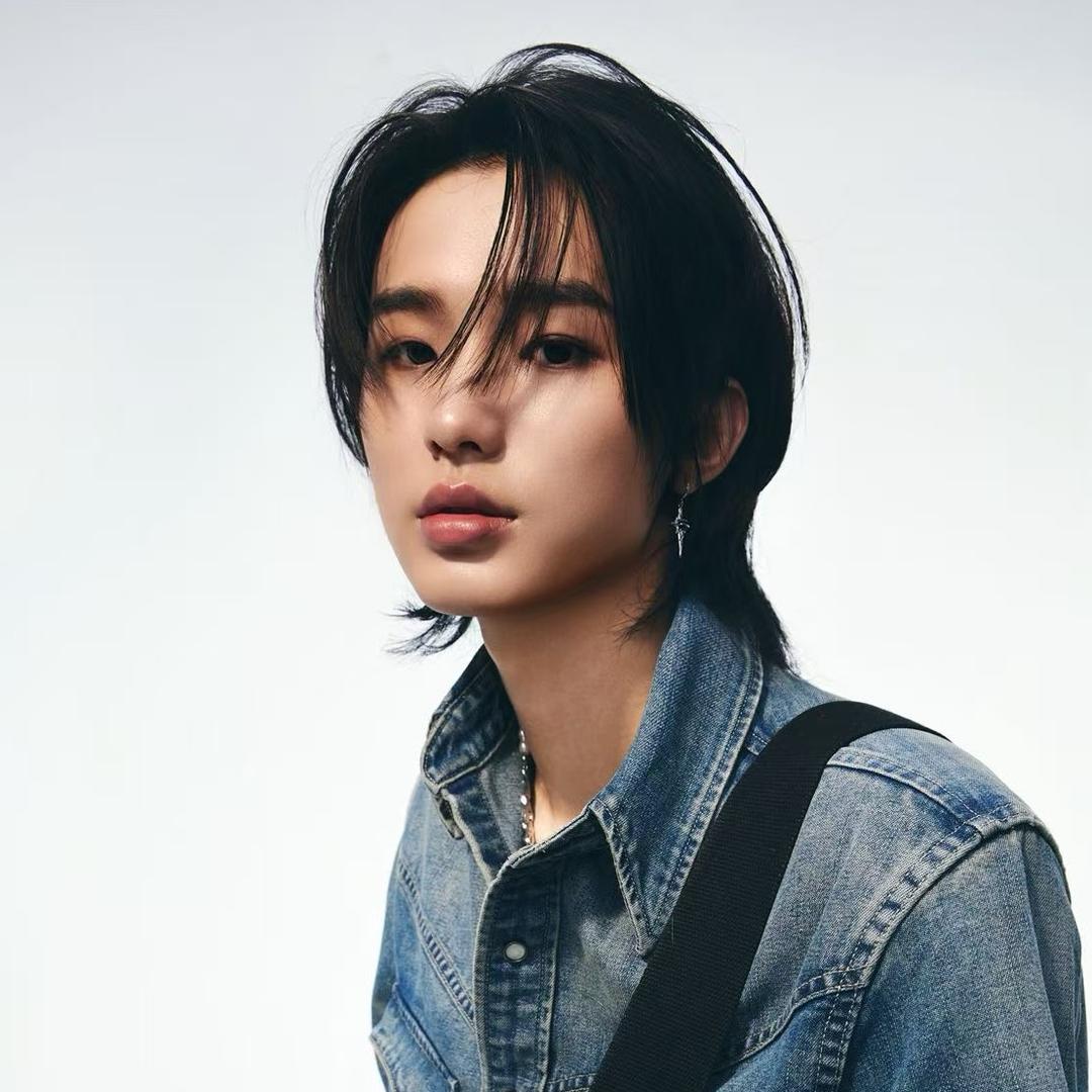 Leee李逸