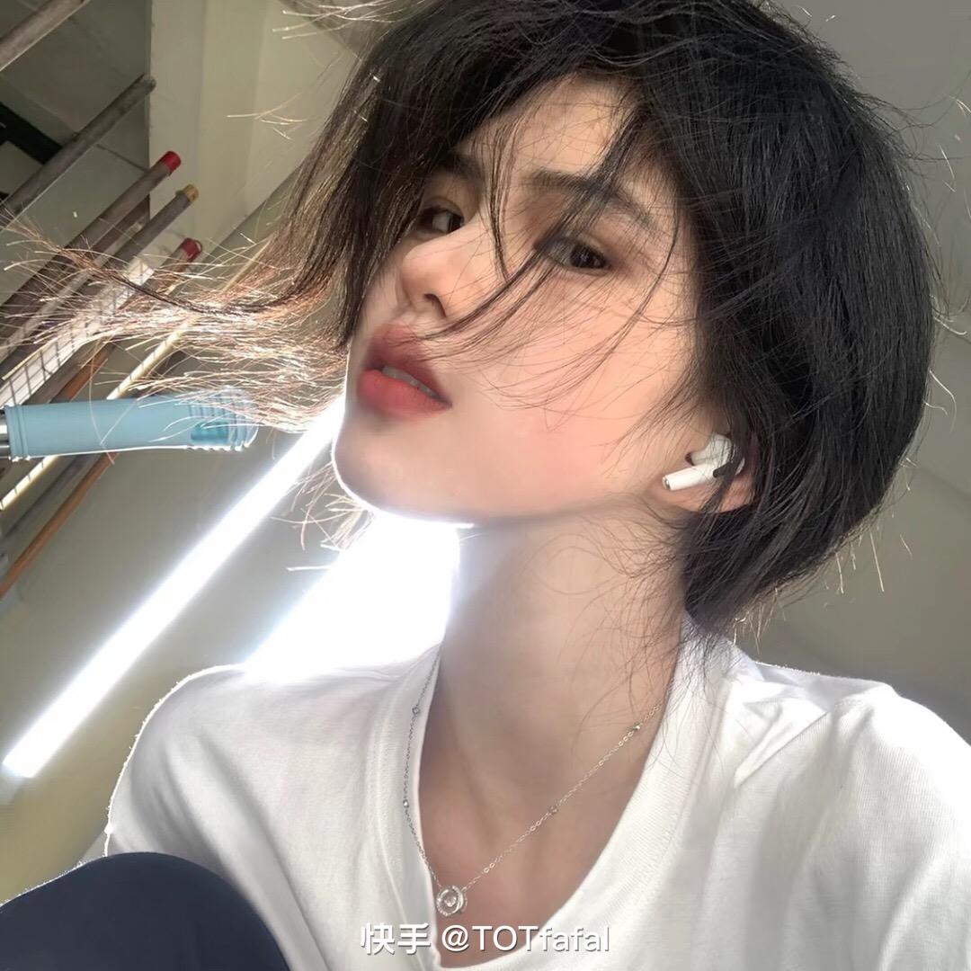 性感迷人女吊丝