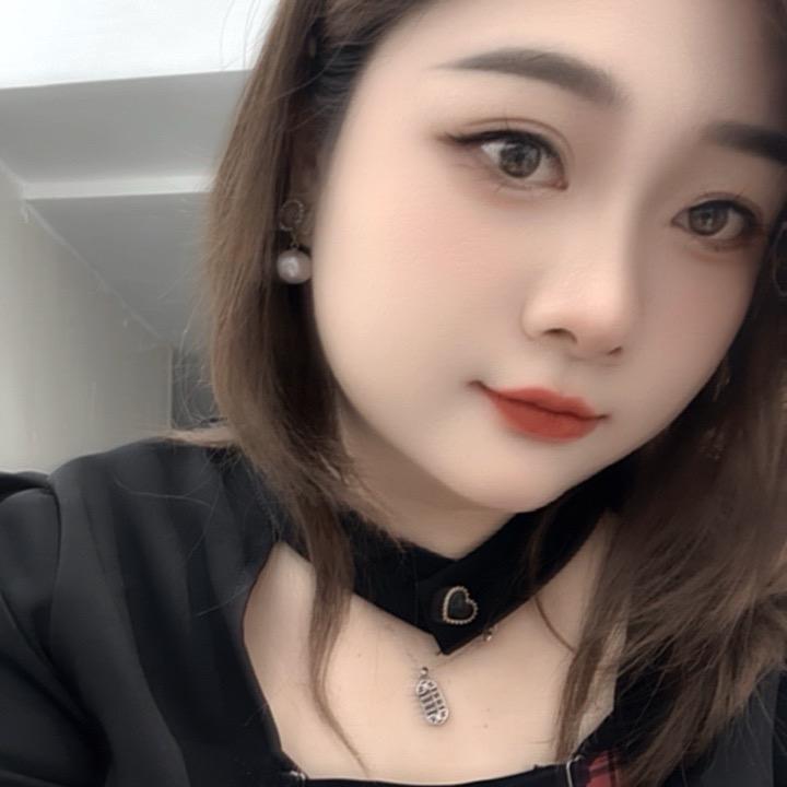 陆陆🦌陸月微胖女装