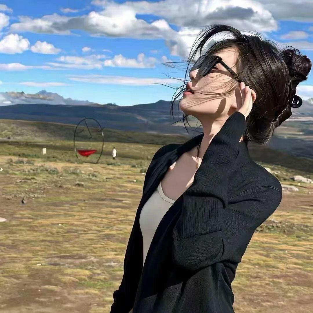 美女又ᵉᵐᵒ了
