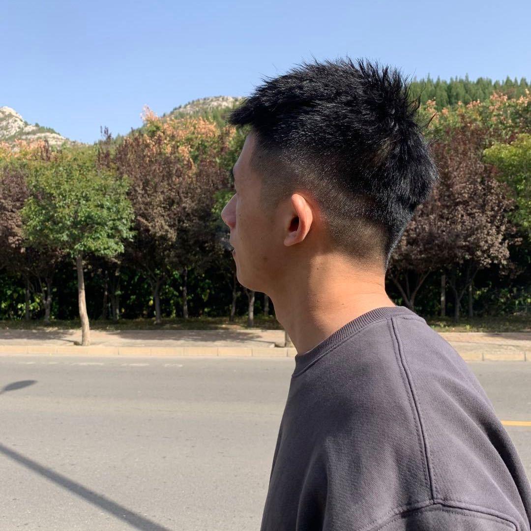 教画画的王老师