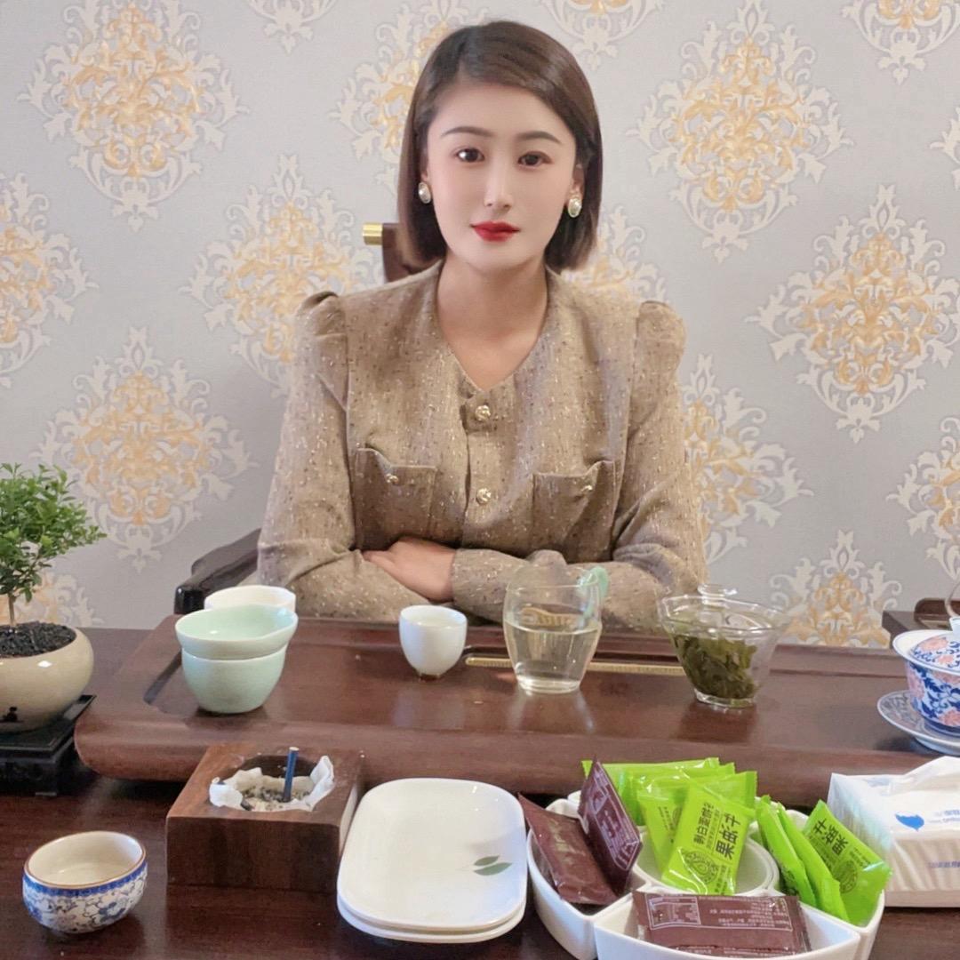 李美丽✨名品汇