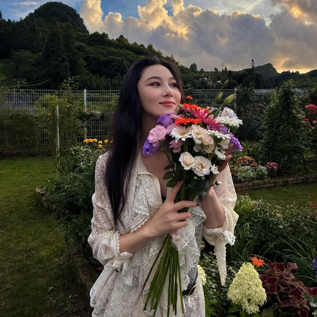 YAN
