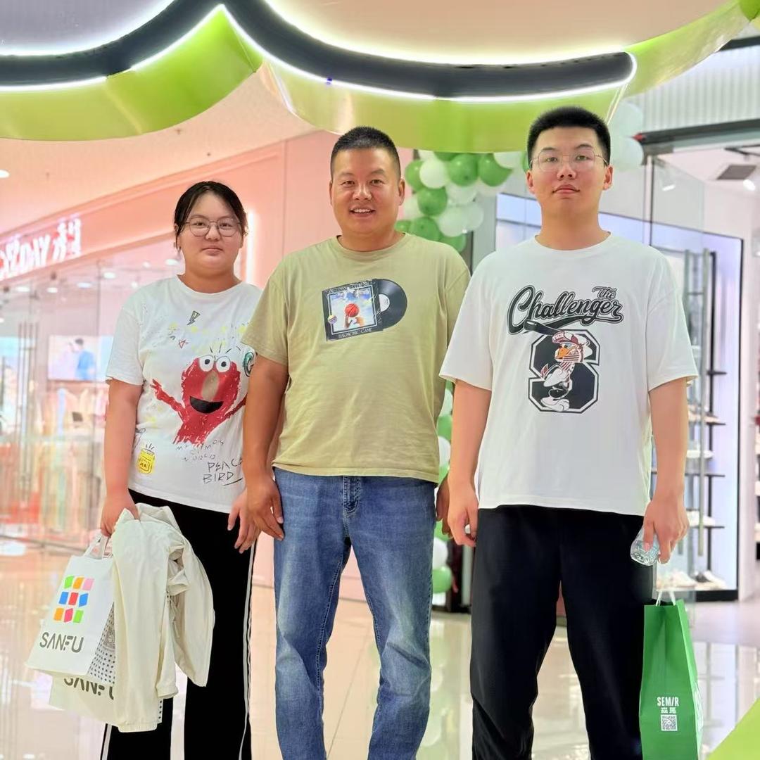 李程全