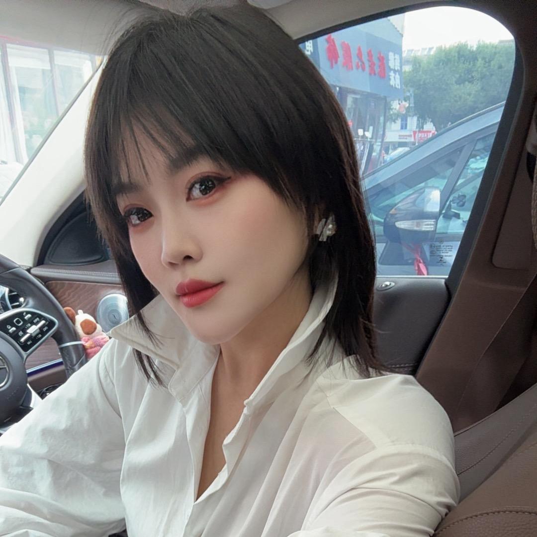 泰安市泰山区温州步行街女王服装店