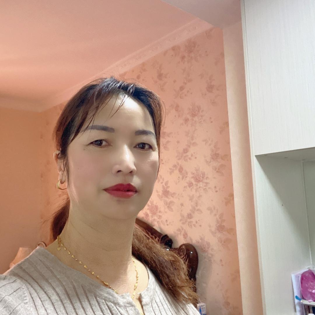 五姐一家人，橱窗有好物