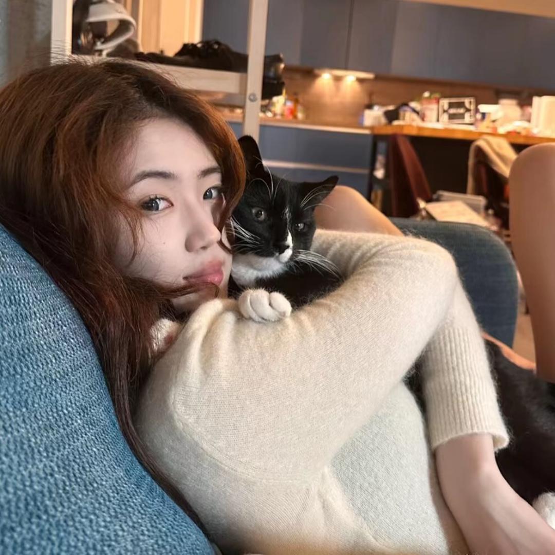 七