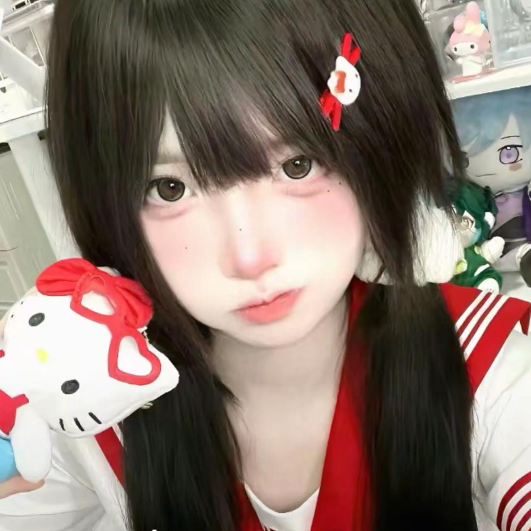 ˃̵ ֊ ˂̵: -小云