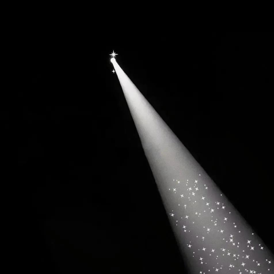 李𓀤𓀥لي بنغ