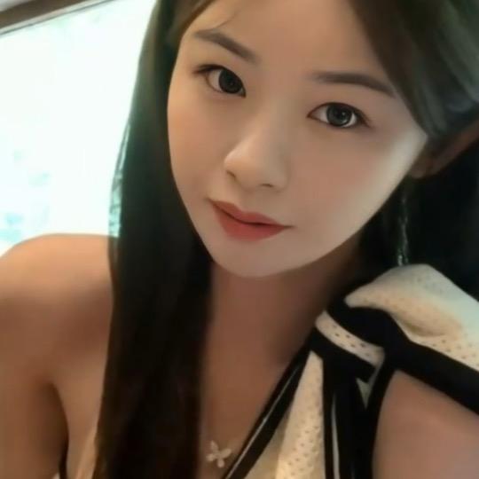 林依
