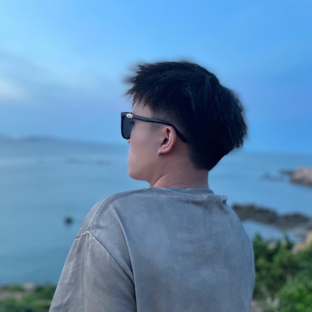 傲慢的小傅